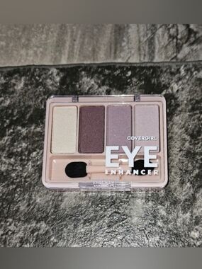 CoverGirl Eye Enhancer 4 Color Eyeshadow Palette - Pure Romance 0.19oz BNIB